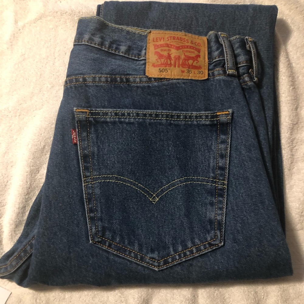 Levis Men’s 505 34 Waist 30 Length Regular Fit Red Tag Jeans